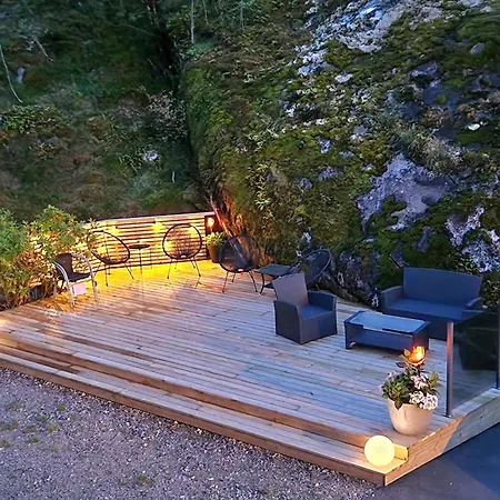 بيت ضيافة Kvamsdal 1